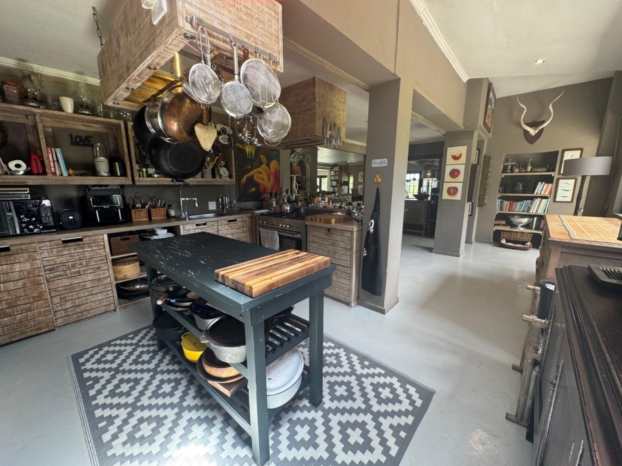 6 Bedroom Property for Sale in Sedgefield Rural Western Cape